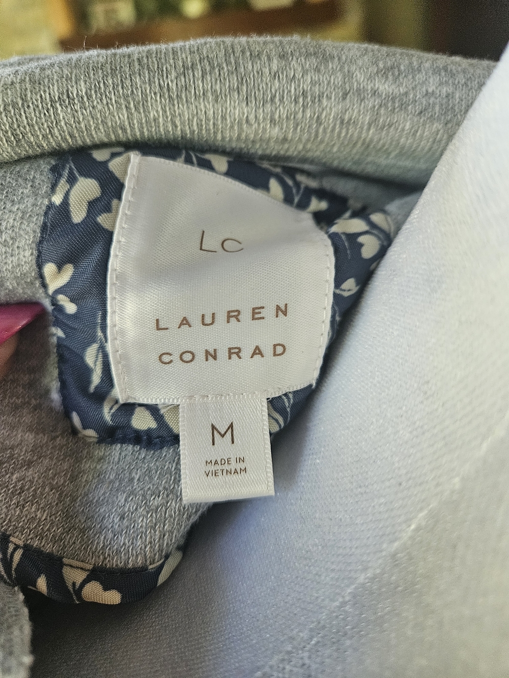 Lauren Conrad Gray Zip-Up Jacket Size Medium cropped - Picture 5 of 6
